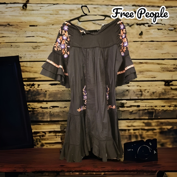 Free People Dresses & Skirts - Free People Mini Size S